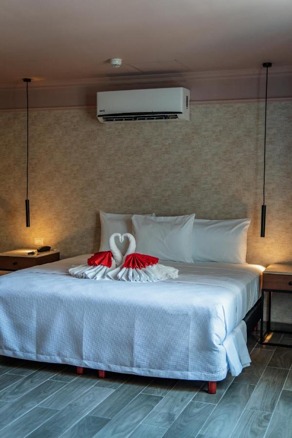 Hotel Mid Project เมริดา ภายนอก รูปภาพ